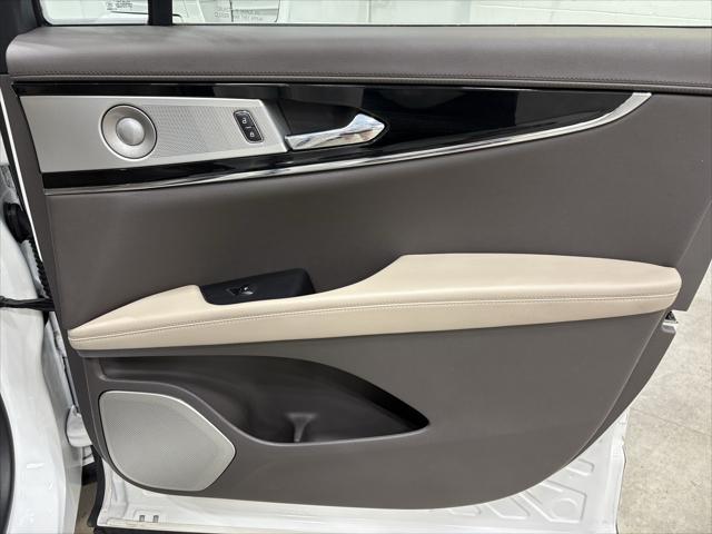 used 2023 Lincoln Nautilus car, priced at $40,646