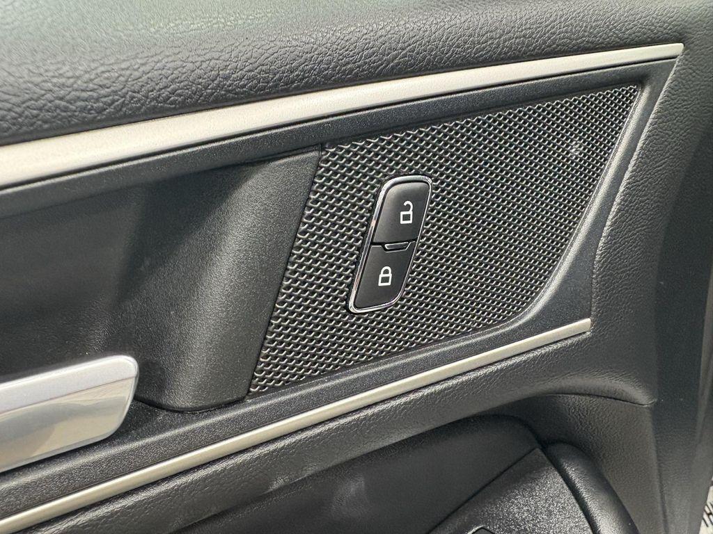 used 2022 Ford Edge car, priced at $25,845