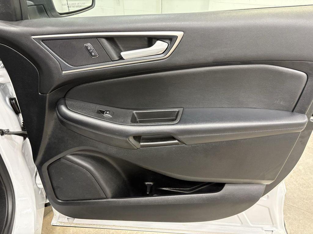 used 2022 Ford Edge car, priced at $25,845