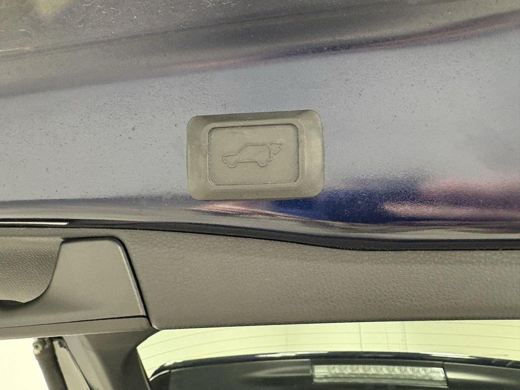 used 2020 Toyota RAV4 car, priced at $28,673