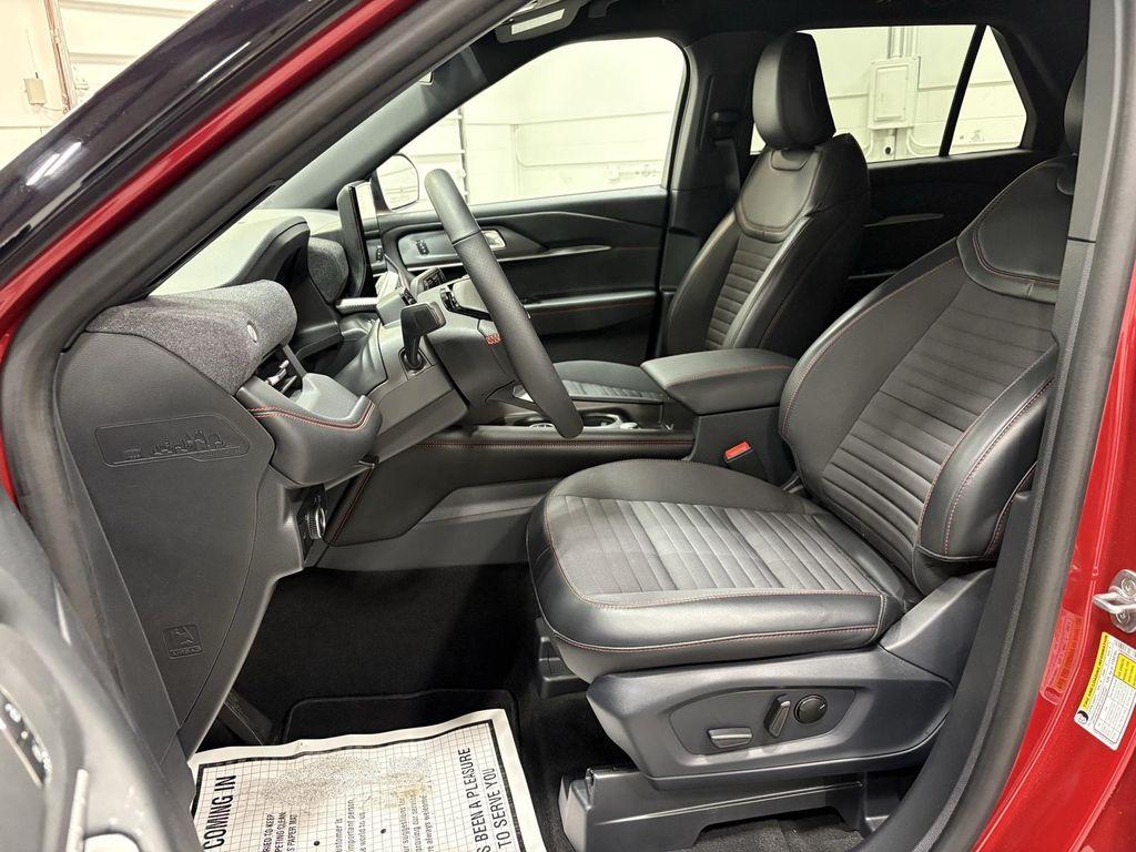 used 2025 Ford Explorer car, priced at $44,916