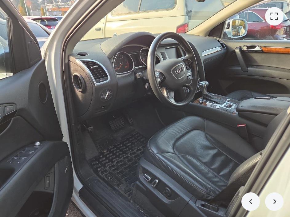 used 2015 Audi Q7 car, priced at $15,050