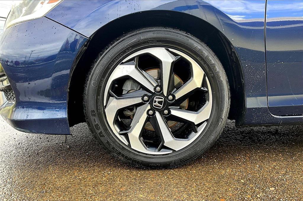 used 2016 Honda Accord car, priced at $15,726