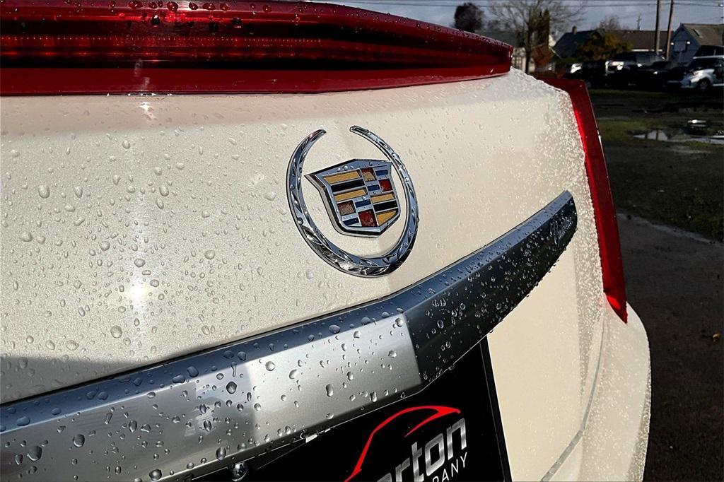 used 2014 Cadillac XTS car, priced at $15,705