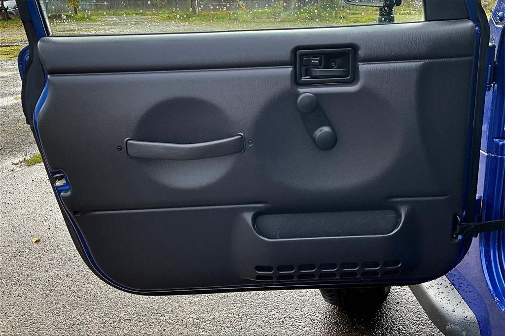 used 2002 Jeep Wrangler car, priced at $10,548