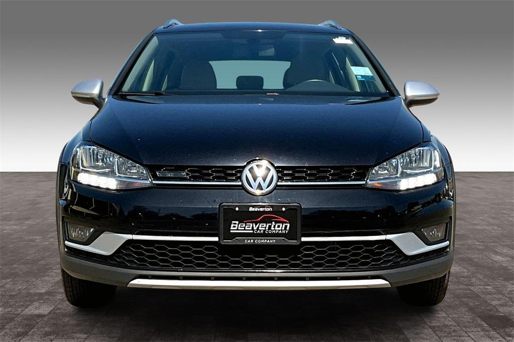 used 2019 Volkswagen Golf Alltrack car, priced at $17,000