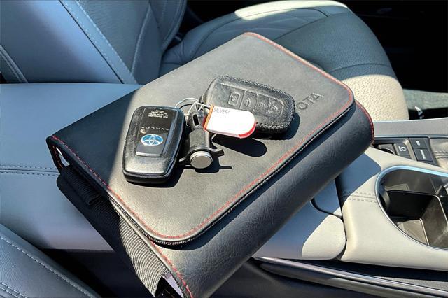used 2020 Toyota Avalon Hybrid car, priced at $29,391