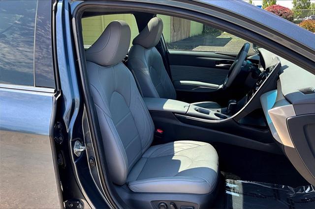 used 2020 Toyota Avalon Hybrid car, priced at $29,391