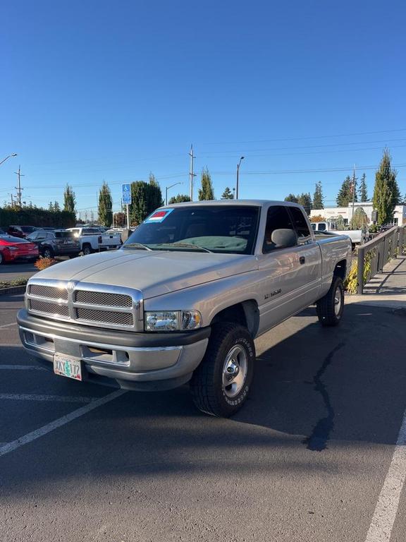 used 2000 Dodge Ram 1500 car, priced at $5,500