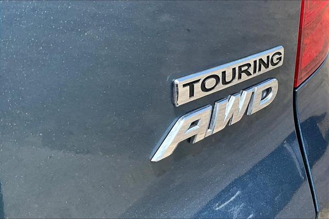 used 2016 Honda Pilot car, priced at $25,453