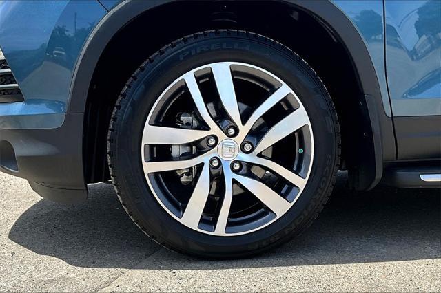 used 2016 Honda Pilot car, priced at $25,453
