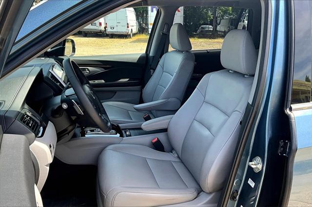 used 2016 Honda Pilot car, priced at $25,453
