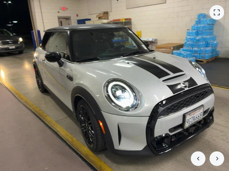 used 2022 MINI Hardtop car, priced at $24,921