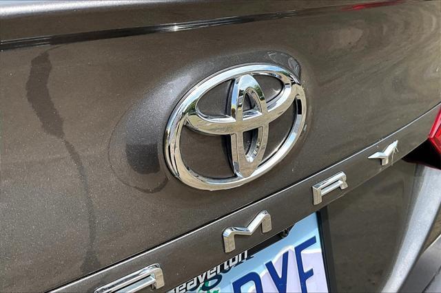 used 2018 Toyota Camry car, priced at $21,738