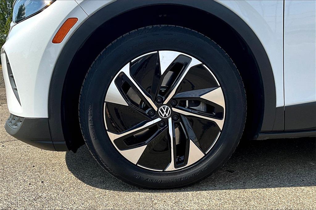 used 2021 Volkswagen ID.4 car, priced at $22,643