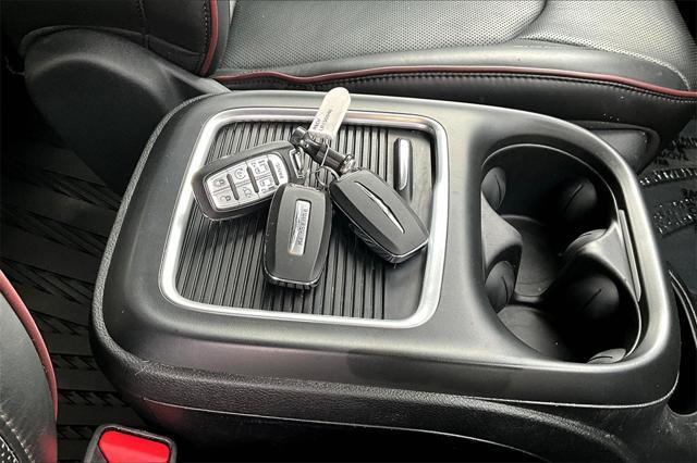 used 2020 Chrysler Pacifica Hybrid car, priced at $31,564