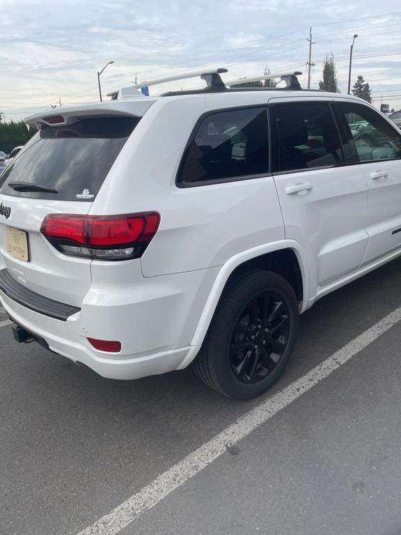 used 2017 Jeep Grand Cherokee car, priced at $18,995