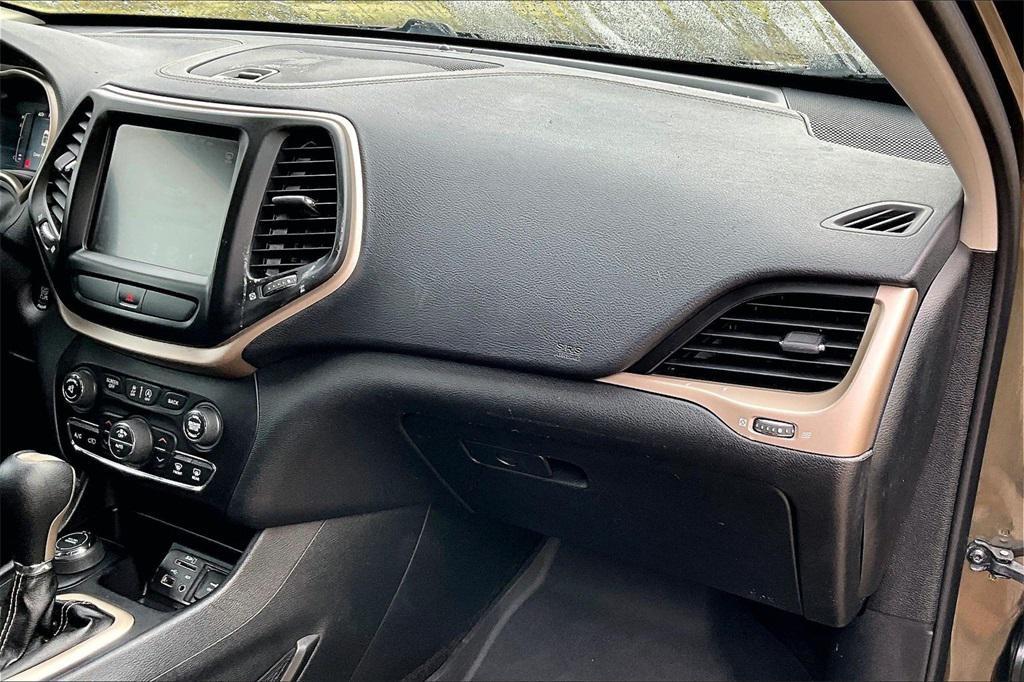 used 2016 Jeep Cherokee car, priced at $8,020