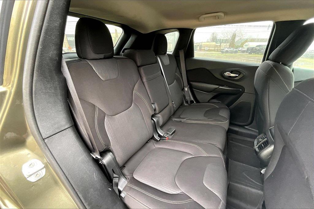 used 2016 Jeep Cherokee car, priced at $8,020