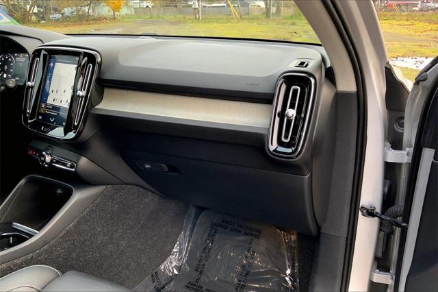 used 2019 Volvo XC40 car, priced at $22,264