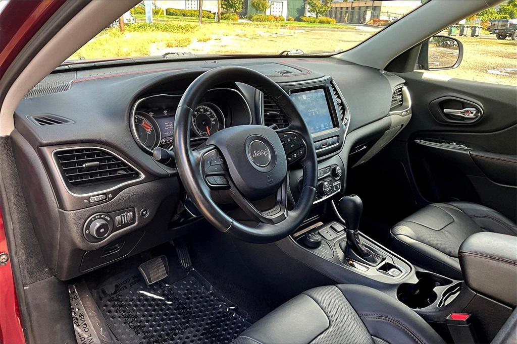 used 2019 Jeep Cherokee car, priced at $19,913