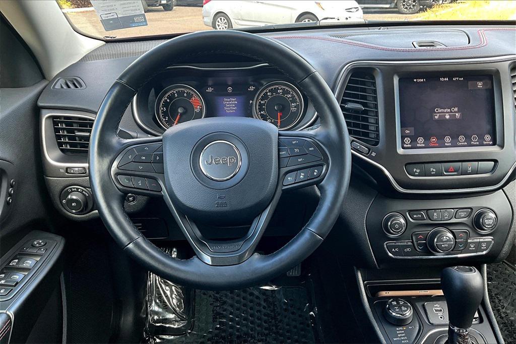 used 2019 Jeep Cherokee car, priced at $19,913