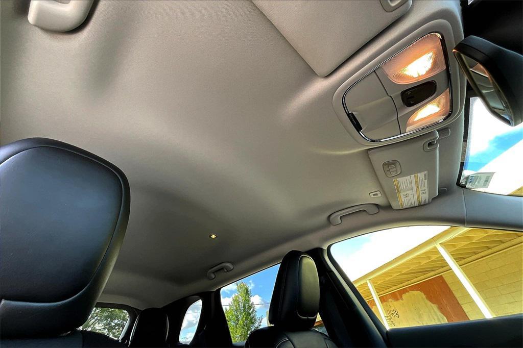 used 2019 Jeep Cherokee car, priced at $19,913