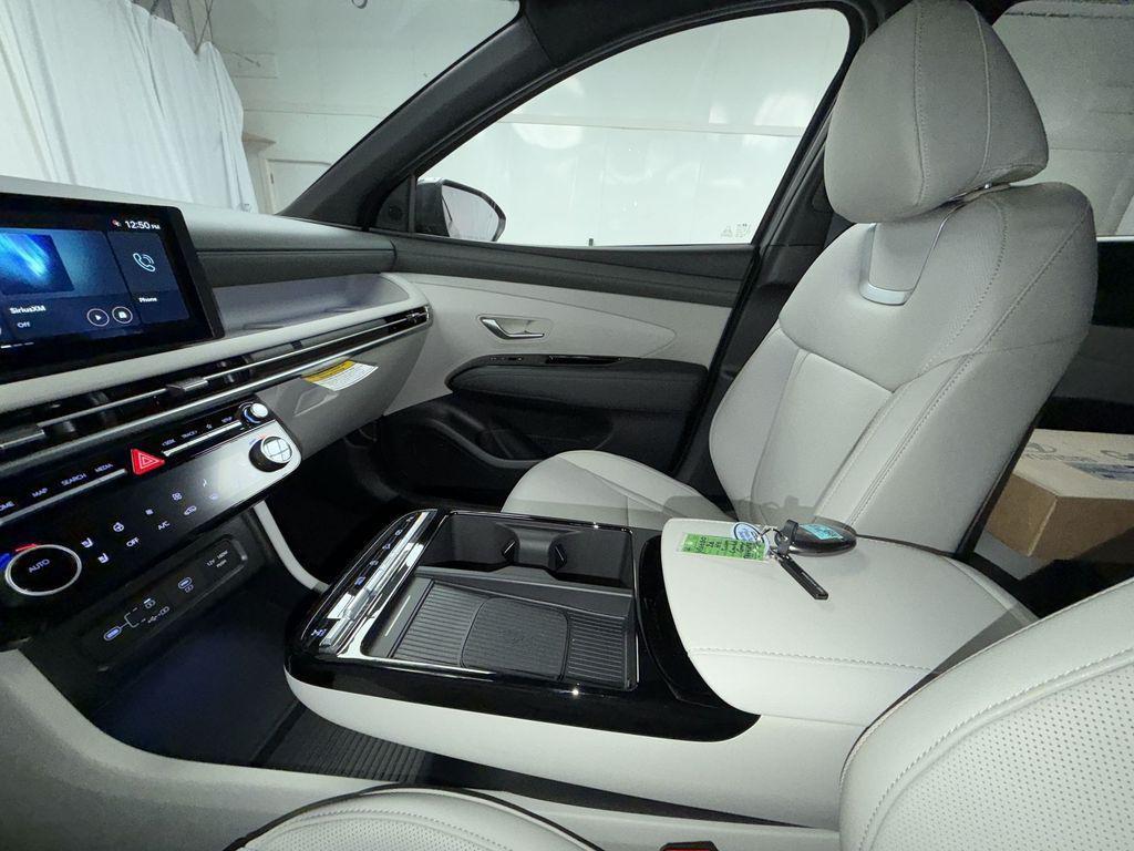 new 2026 Hyundai Tucson car, priced at $40,085