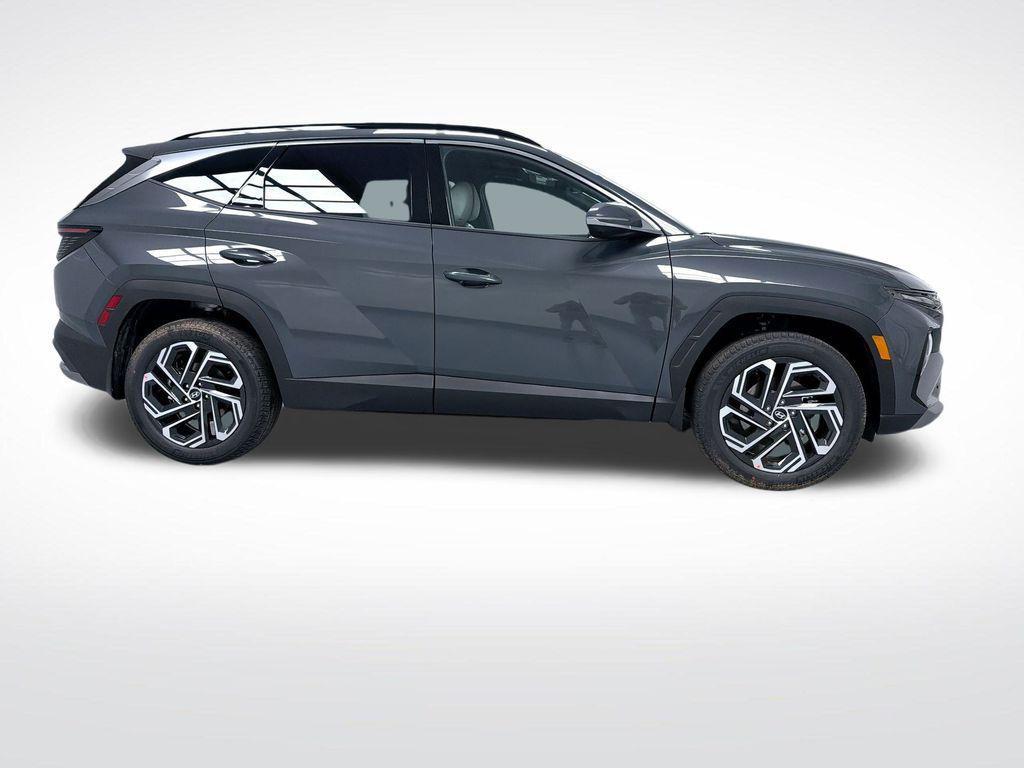new 2026 Hyundai Tucson car, priced at $40,085