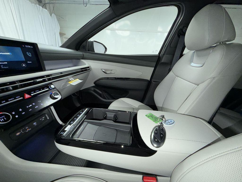 new 2026 Hyundai Tucson car, priced at $40,085