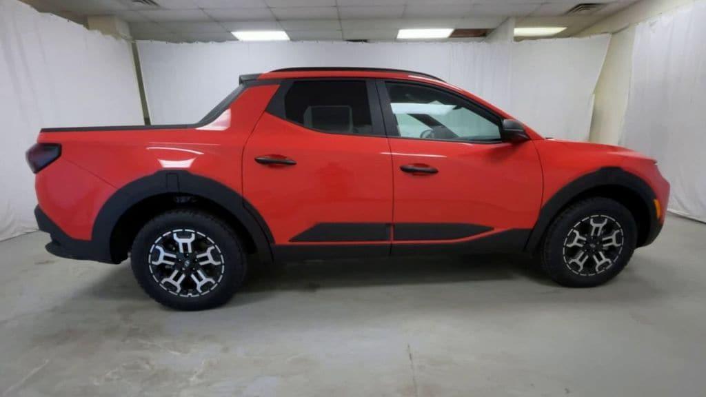 new 2025 Hyundai SANTA CRUZ car, priced at $39,211