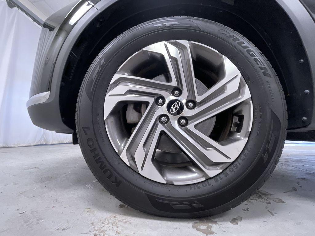 used 2022 Hyundai Santa Fe car, priced at $27,595