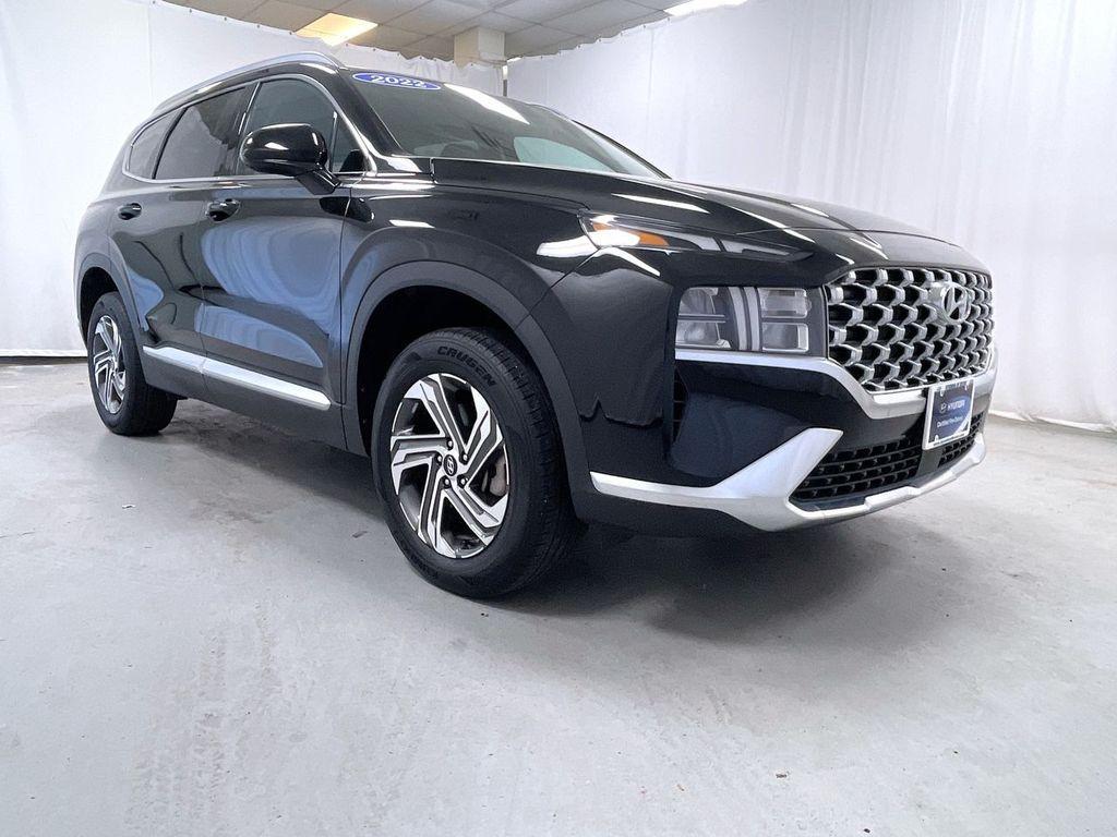 used 2022 Hyundai Santa Fe car, priced at $27,595