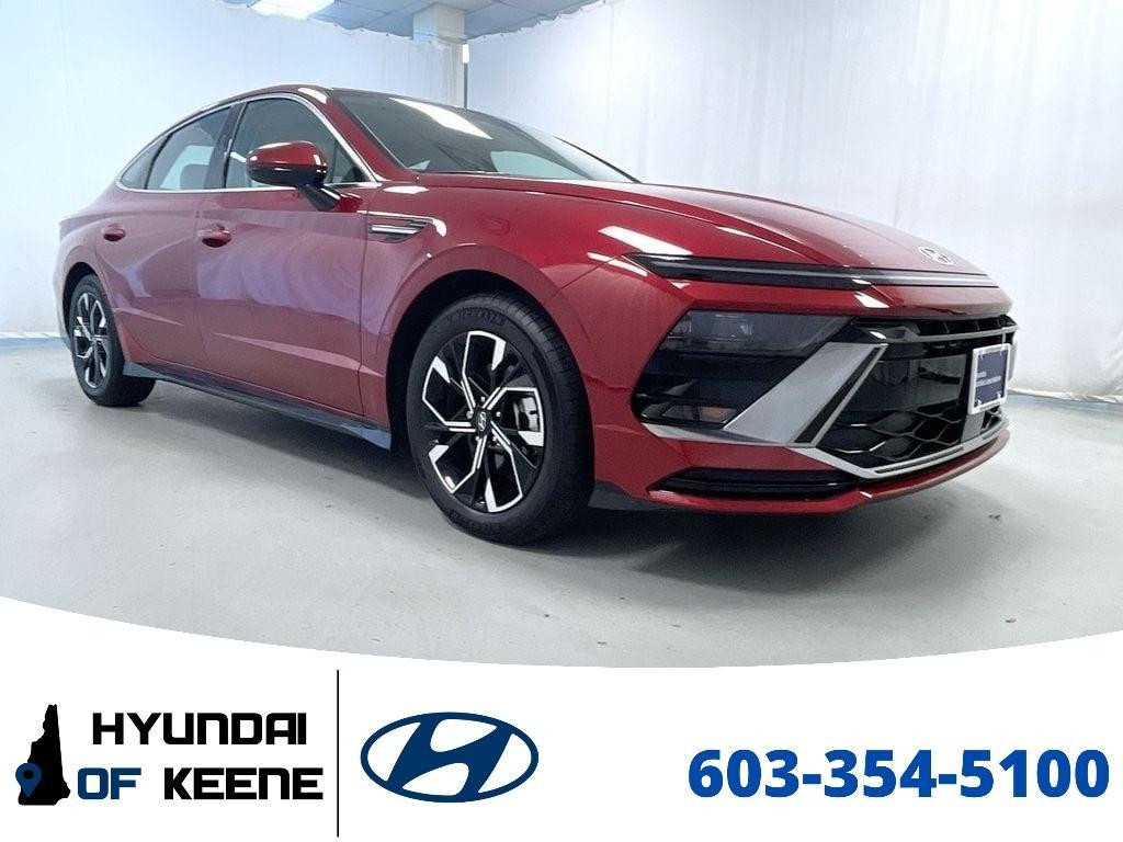 used 2025 Hyundai Sonata car, priced at $26,995