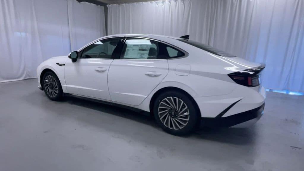 used 2024 Hyundai Sonata Hybrid car, priced at $25,995