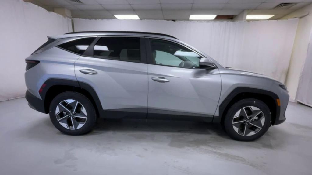 new 2025 Hyundai Tucson car, priced at $34,872