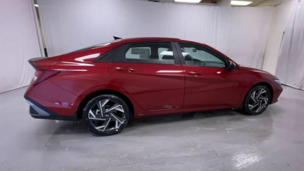 new 2025 Hyundai Elantra car, priced at $24,026