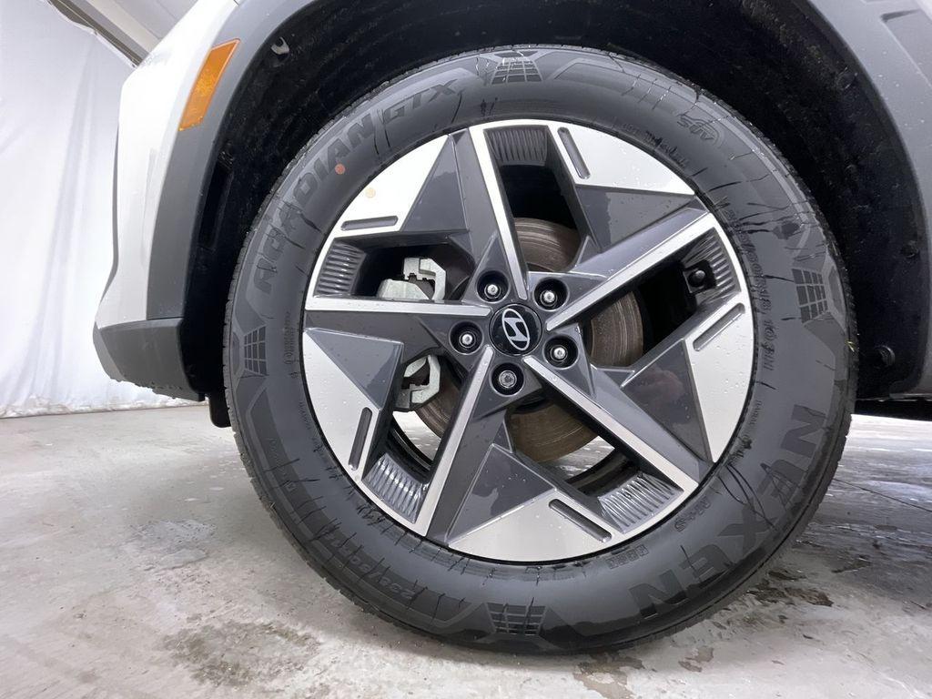 new 2025 Hyundai Tucson car, priced at $31,358