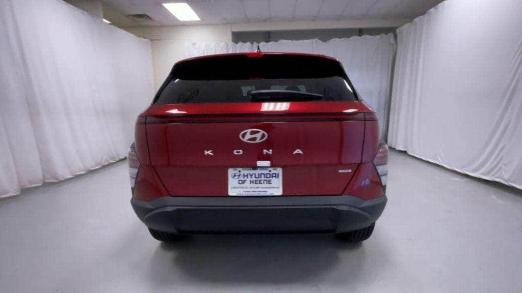 new 2025 Hyundai Kona car, priced at $28,284