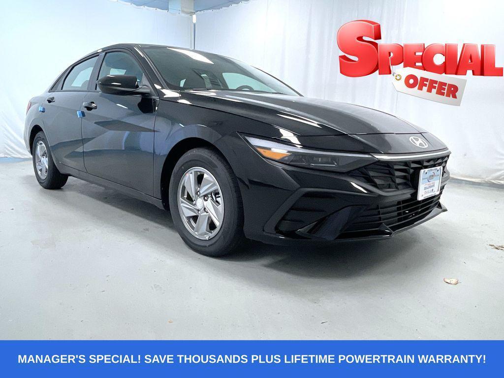 new 2025 Hyundai Elantra car, priced at $21,215