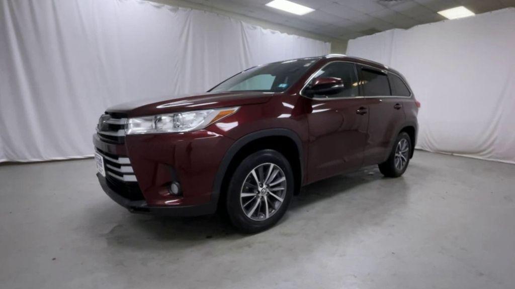 used 2018 Toyota Highlander car, priced at $27,995