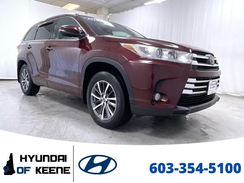 used 2018 Toyota Highlander car, priced at $27,995