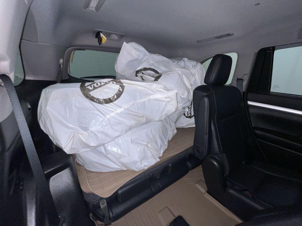 used 2018 Toyota Highlander car, priced at $27,995