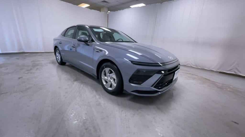 new 2025 Hyundai Sonata car, priced at $25,711
