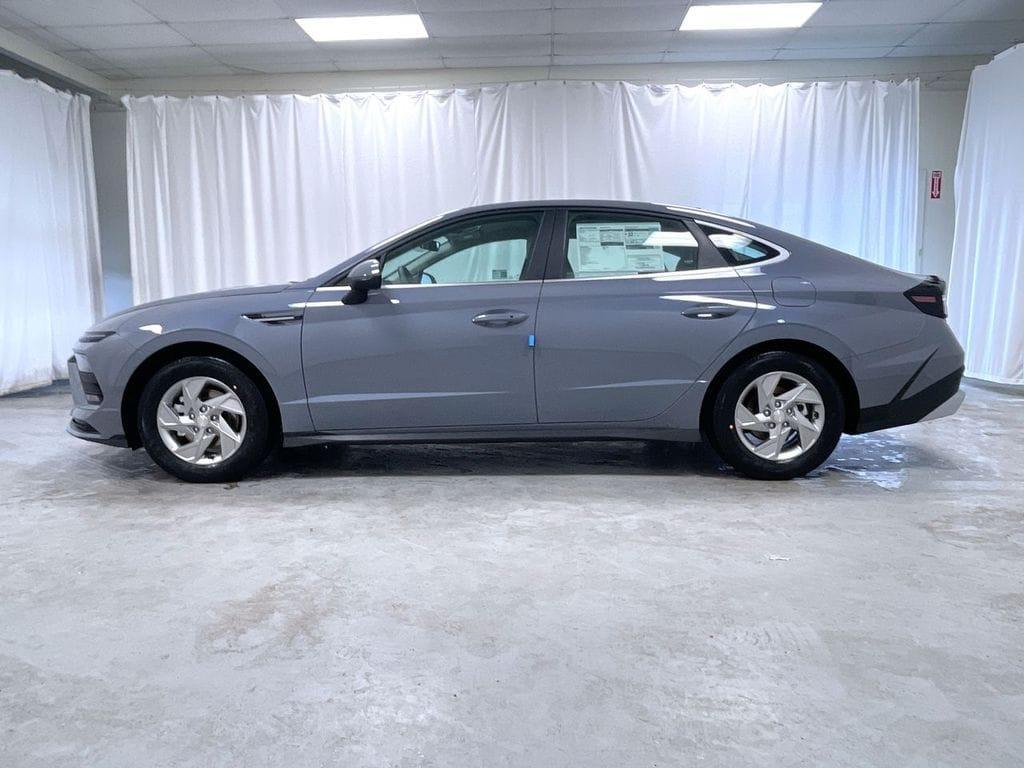 new 2025 Hyundai Sonata car, priced at $27,480