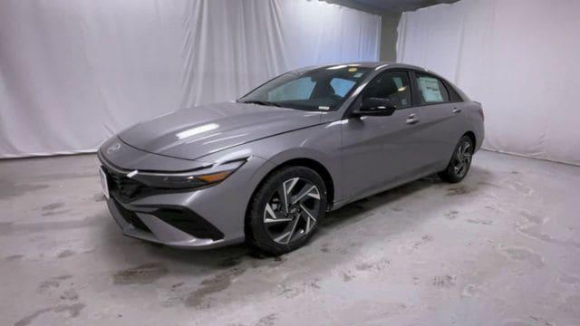 new 2025 Hyundai Elantra car, priced at $21,932