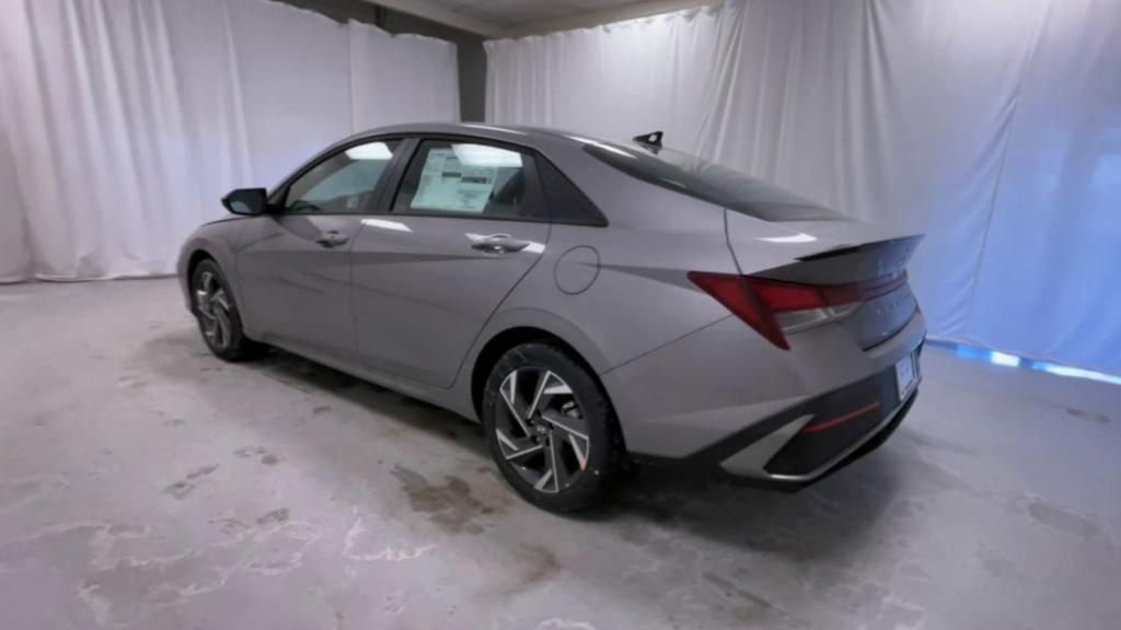 new 2025 Hyundai Elantra car, priced at $23,482