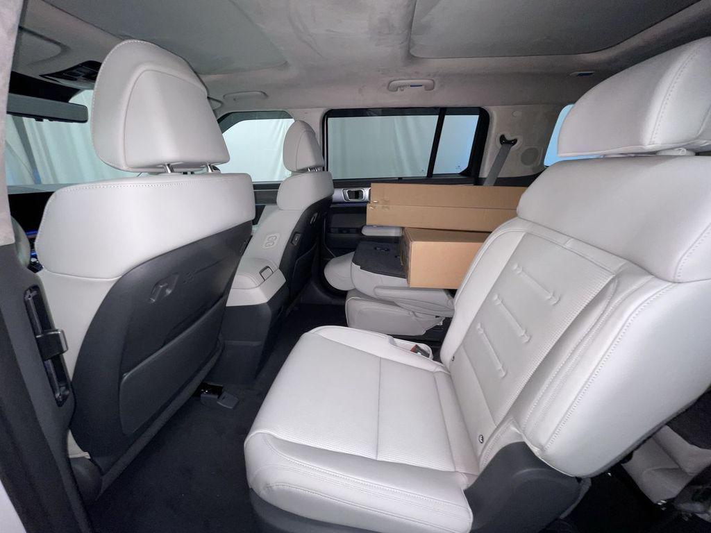 new 2025 Hyundai SANTA FE HEV car, priced at $47,535