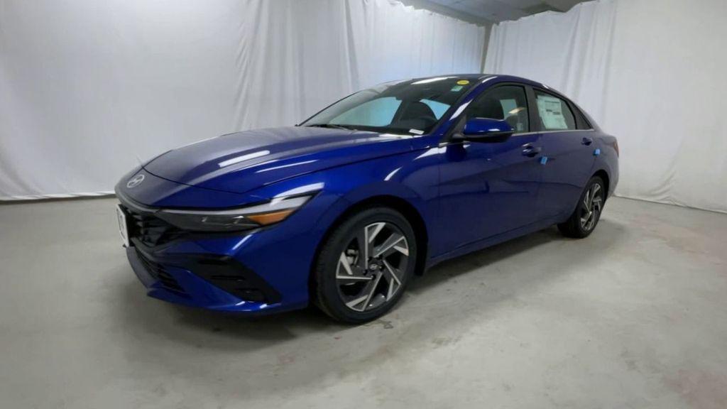 new 2025 Hyundai Elantra car, priced at $25,879