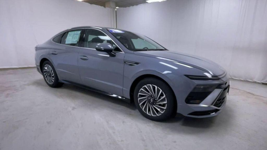 used 2024 Hyundai Sonata Hybrid car, priced at $27,995